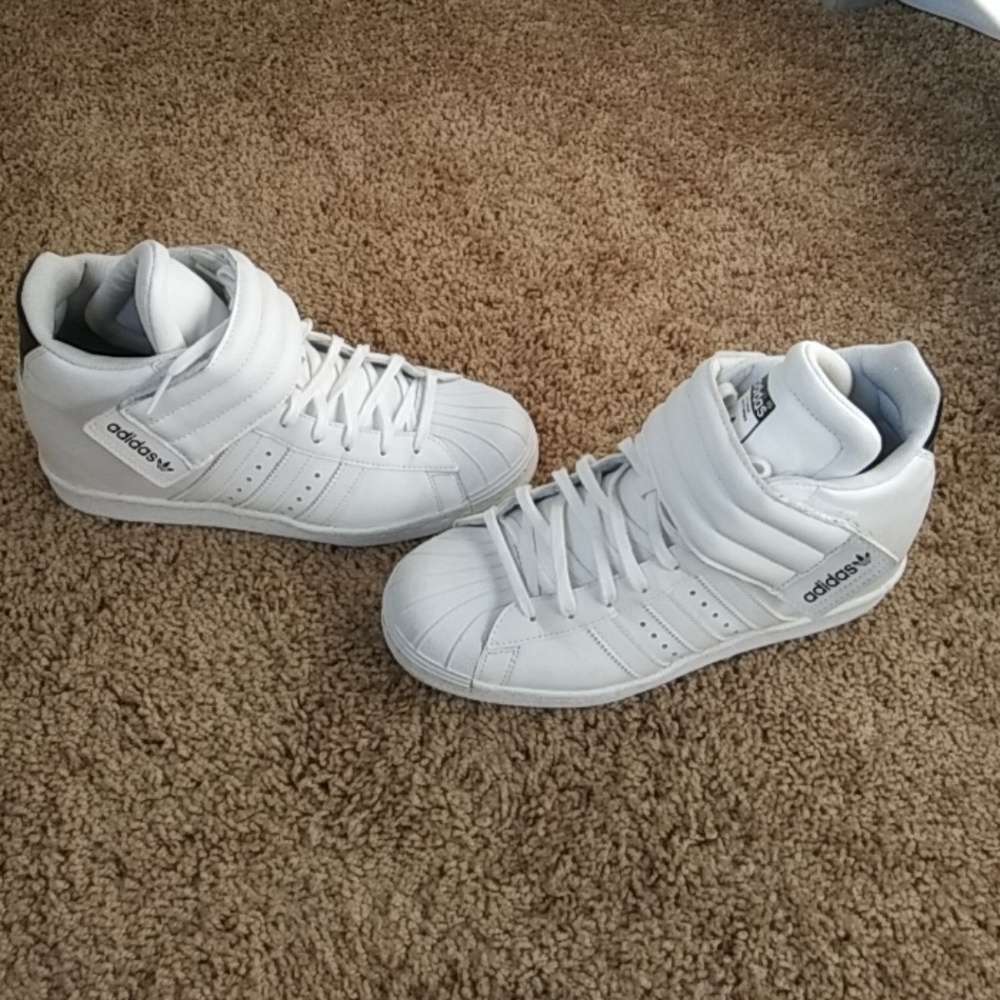 Adidas Hightop Superstar w Strap